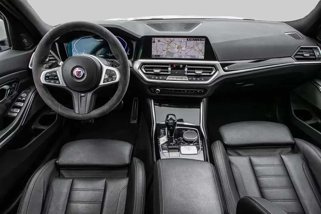 ALPINA D3 S 3.0 Allrad Touring AHK. Pano. Laser h/k HUD 03/2022-photo-3