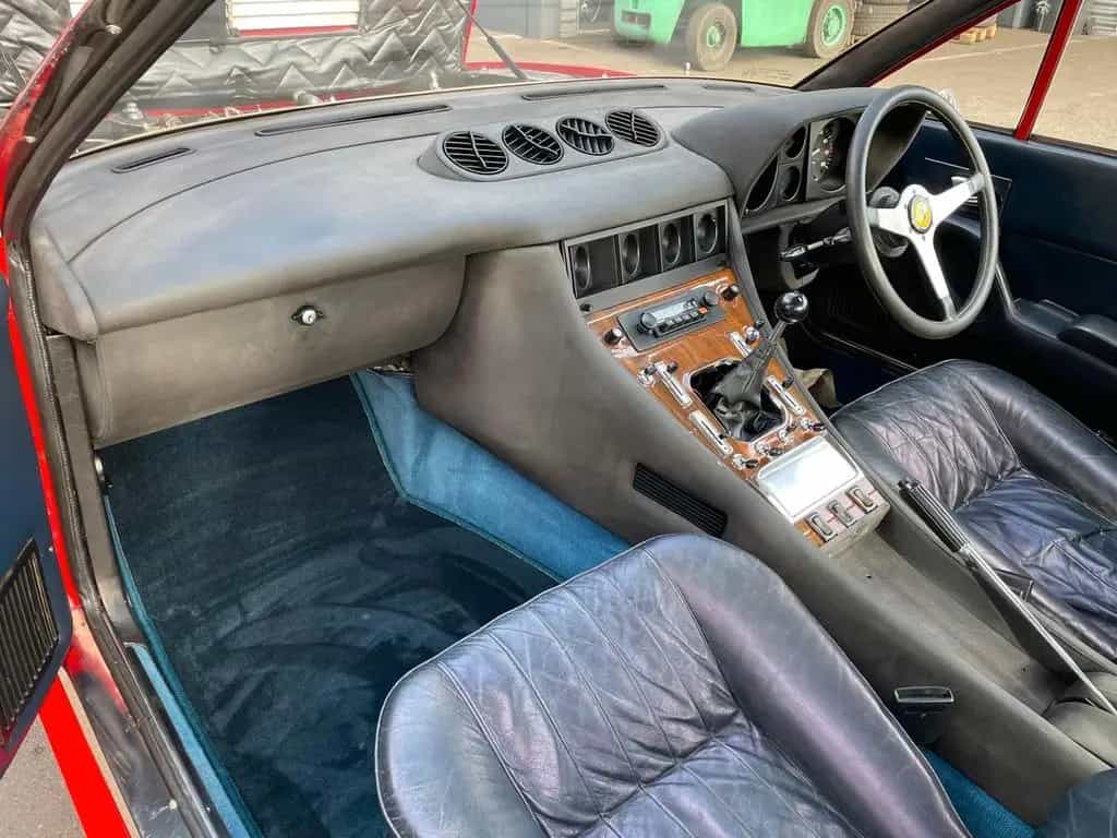 Ferrari 365 GT4 2+2 Rechtslenker Schalter DE Brief 07/1973-photo-7