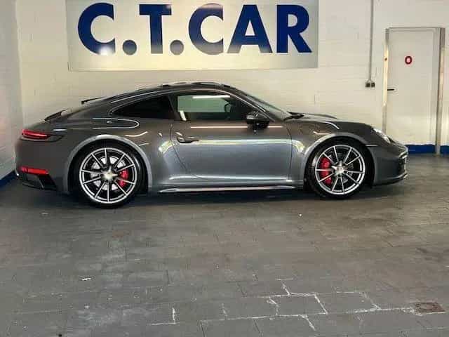 Porsche 992 911 Carrera 4S - SportDesign Paket - Burgmas 08/2019-photo-1