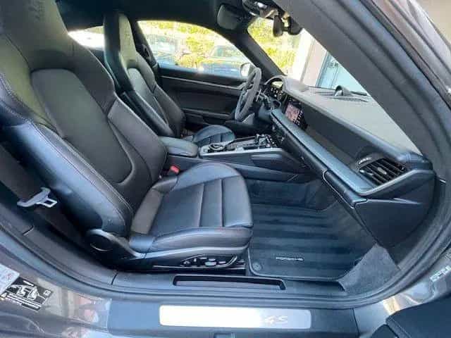 Porsche 992 911 Carrera 4S - SportDesign Paket - Burgmas 08/2019-photo-17
