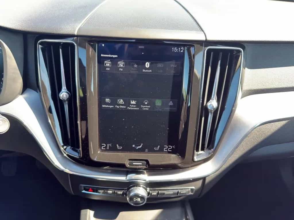Volvo XC 60 2.0 Momentum 2WD|NAVI|Panorama|1.Hand! 12/2018-photo-20
