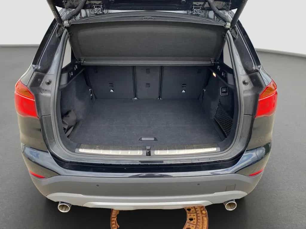 BMW X1 sDrive 18d xLine ParkA./LED/PanoSD/SpurAss/HU 06/2019-photo-8
