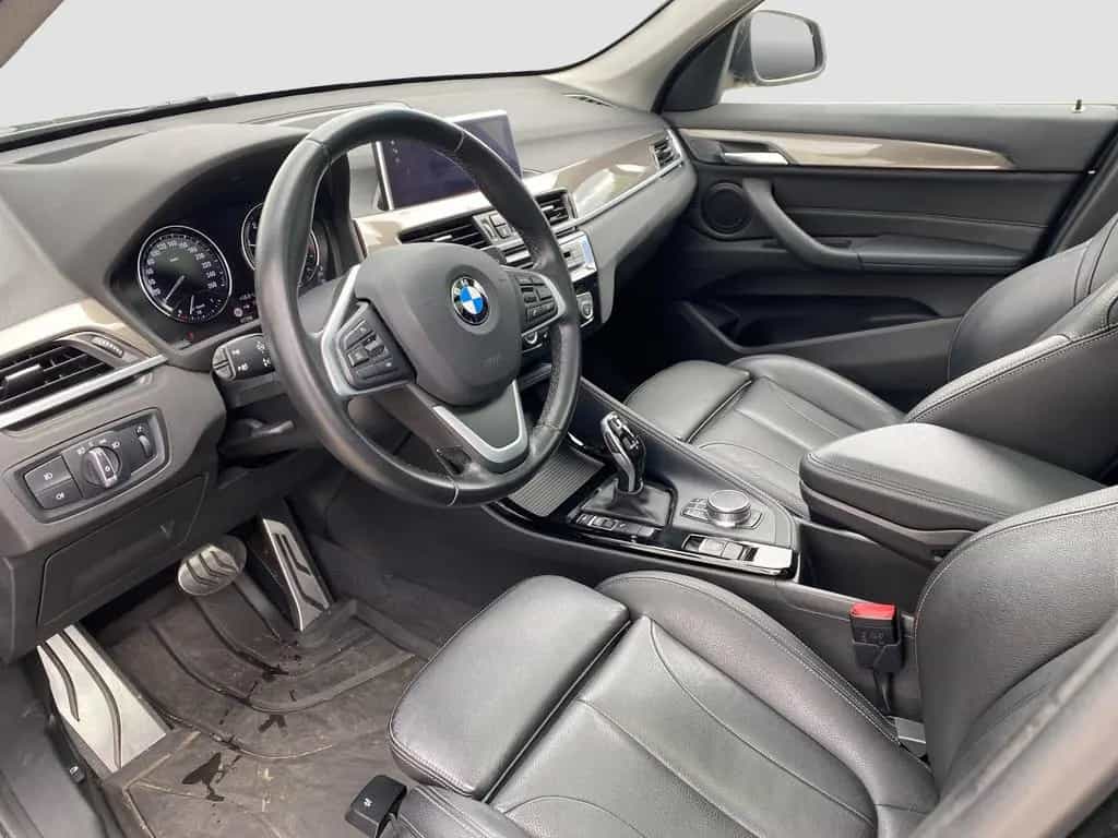 BMW X1 sDrive 18d xLine ParkA./LED/PanoSD/SpurAss/HU 06/2019-photo-9