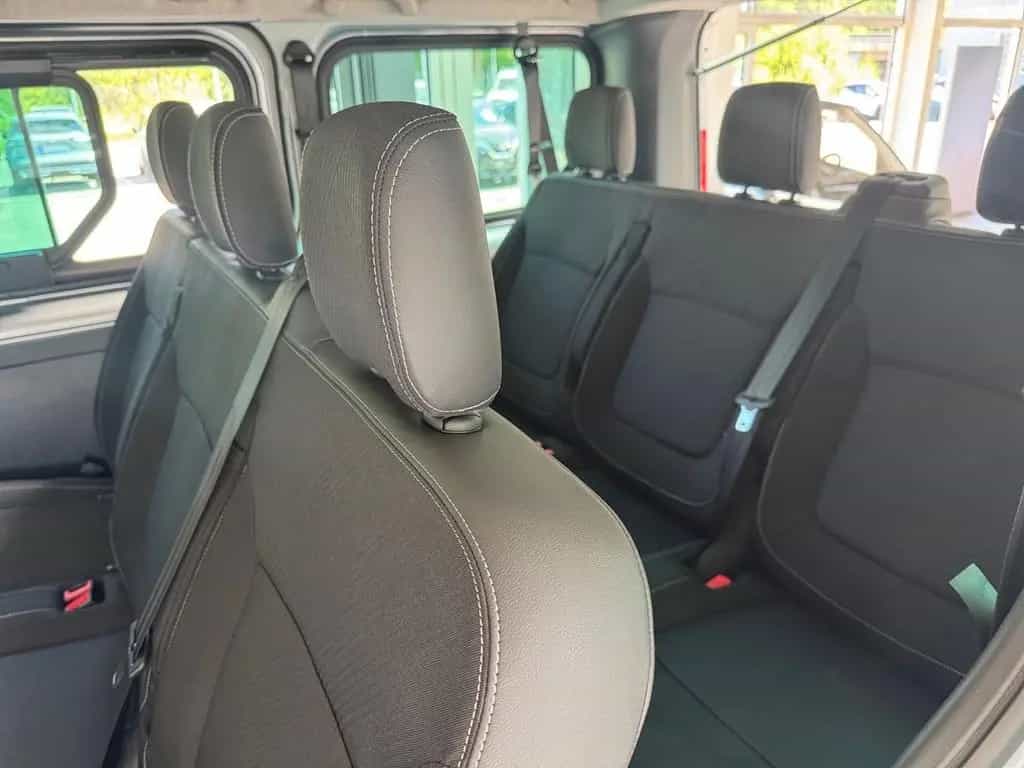 Nissan Primastar 170PS Automatik TEKNA 19"Allwetter AHK 04/2026-photo-11