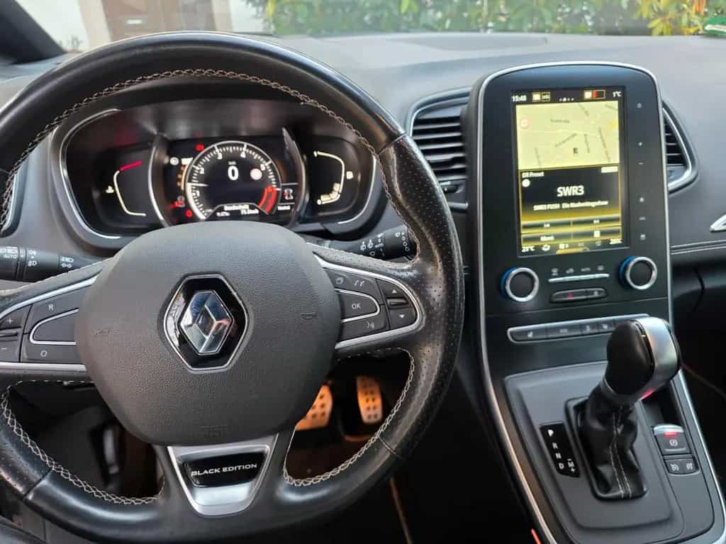 Renault Scenic TCe 140 EDC GPF Black Edition Black E... 08/2019-photo-4