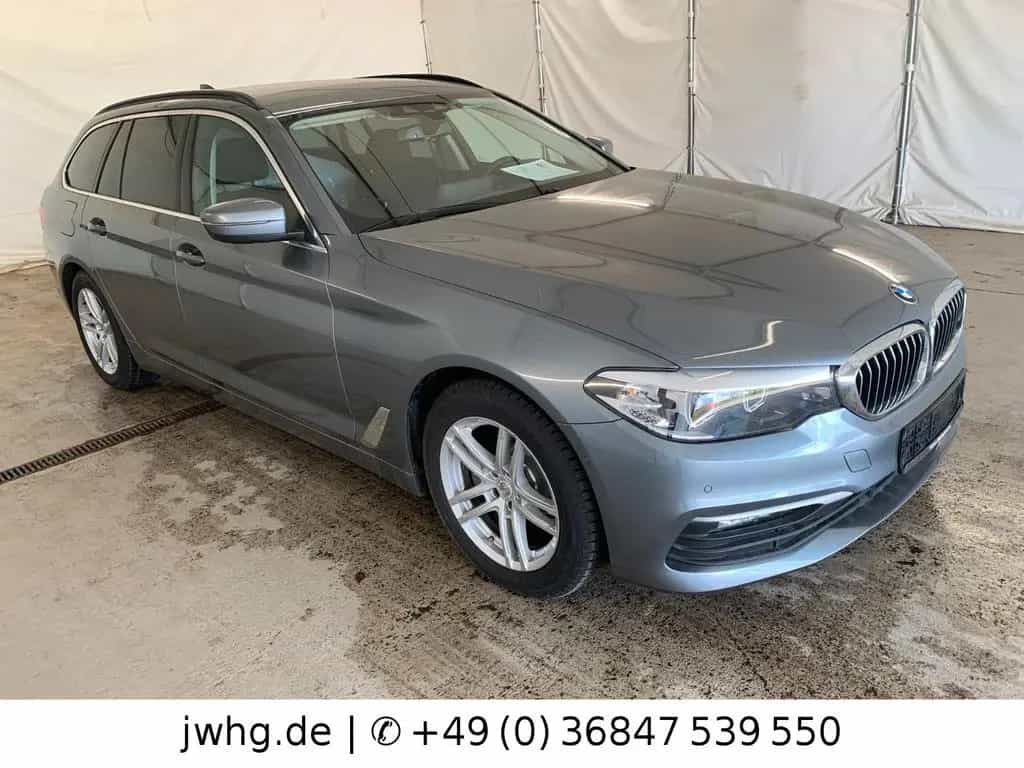 BMW 5 Series 520d T COCKP-PRO/DRIVING ASS+/KAMERA/H&K 10/2019-photo-1