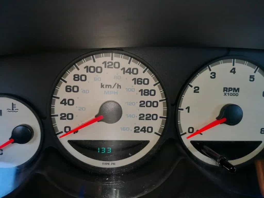 Chrysler Neon TÜV neu 09/2000-photo-9
