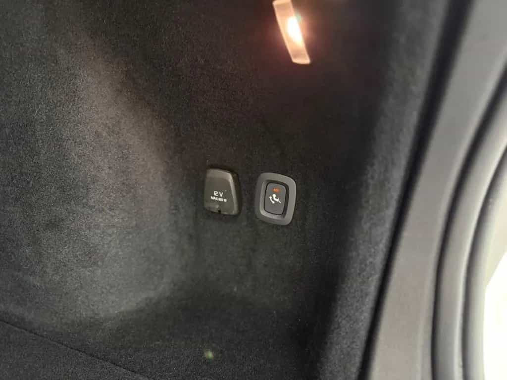 Volvo V60 Kombi Plus Dark*LED*AHK*Kamera*Standheizun 03/2023-photo-13