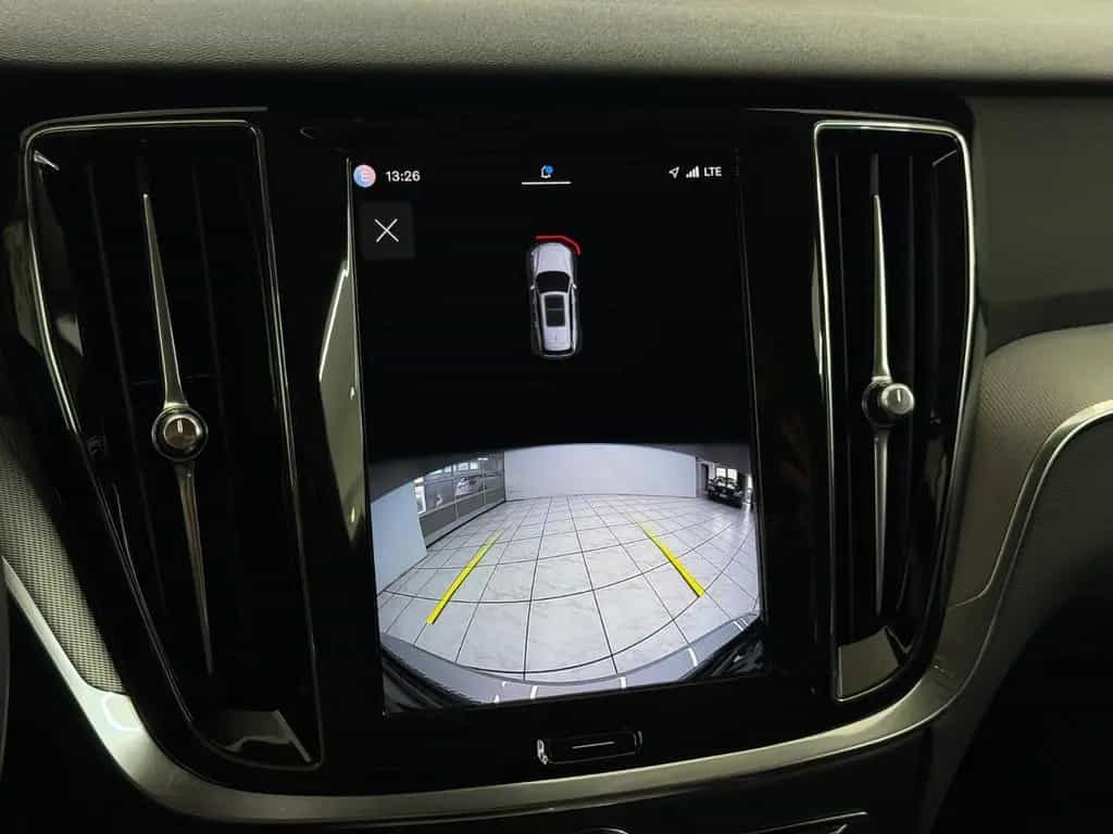 Volvo V60 Kombi Plus Dark*LED*AHK*Kamera*Standheizun 03/2023-photo-29