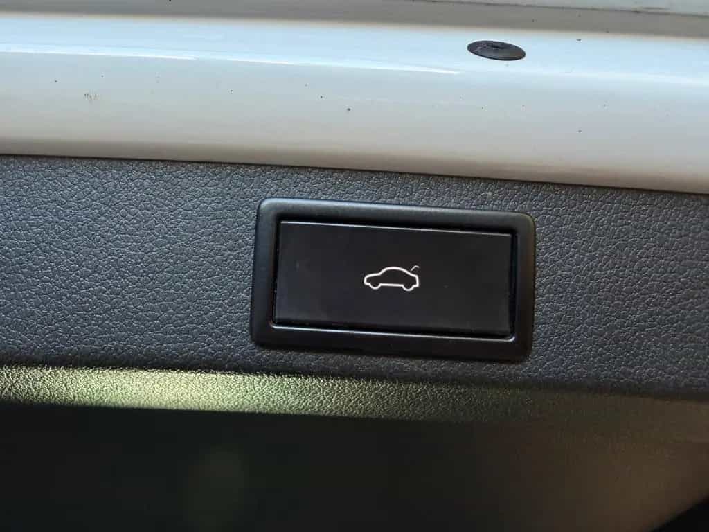 Skoda Octavia Combi L&K 4x4 Kamera/LED/Service&TÜV neu 02/2019-photo-31