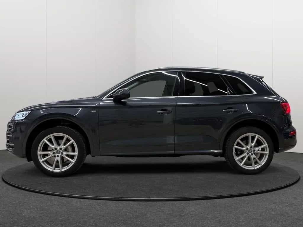 Audi Q5 quattro design S-Line LED*Keyless*8Fach Alu 12/2017-photo-3