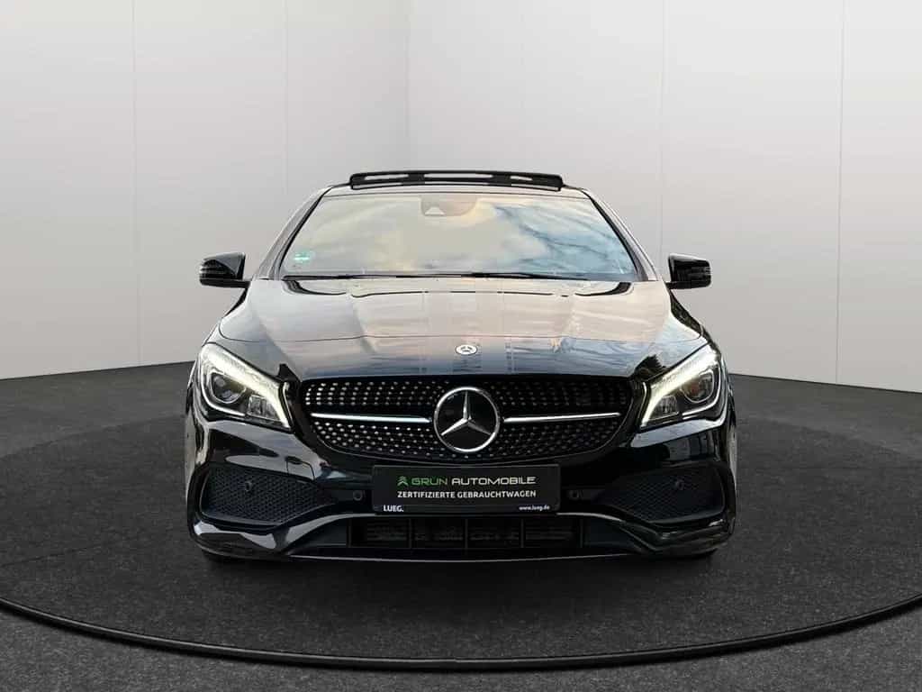 Mercedes-Benz CLA 250 Shooting Brake 4-Matik AMG-Line*LED*Pano 06/2018-photo-1