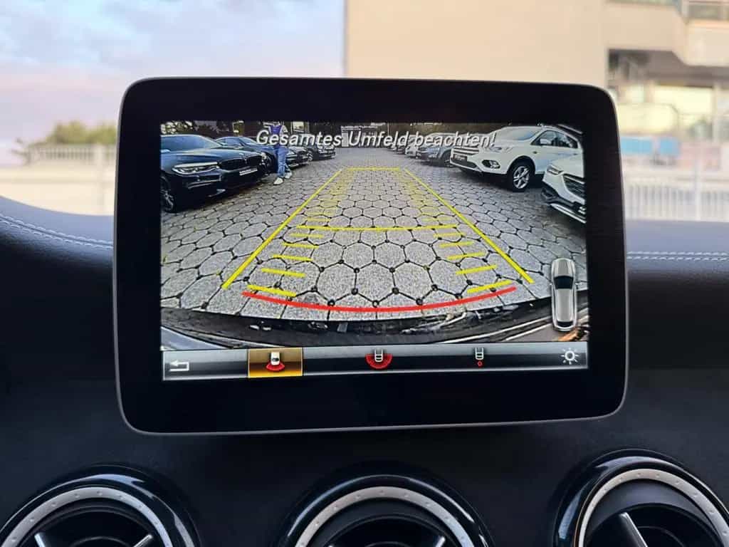 Mercedes-Benz CLA 250 Shooting Brake 4-Matik AMG-Line*LED*Pano 06/2018-photo-26