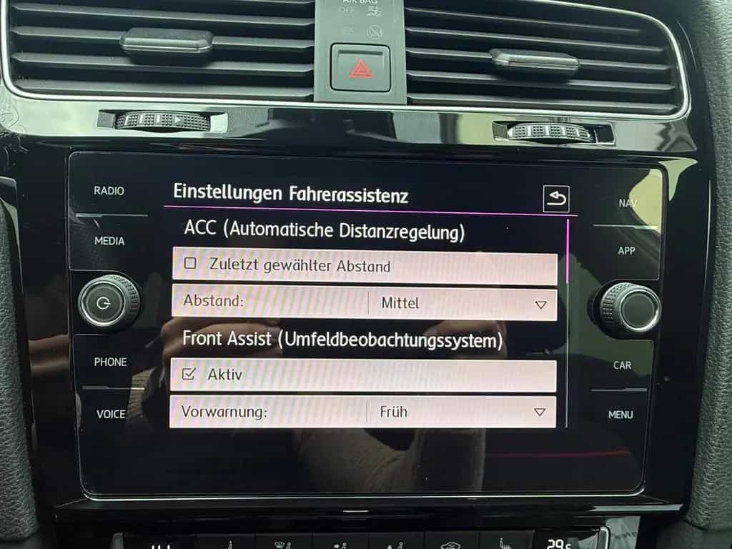 Volkswagen Golf VII Lim. GTI Performance BMT*Virtual*Cam* 11/2019-photo-25