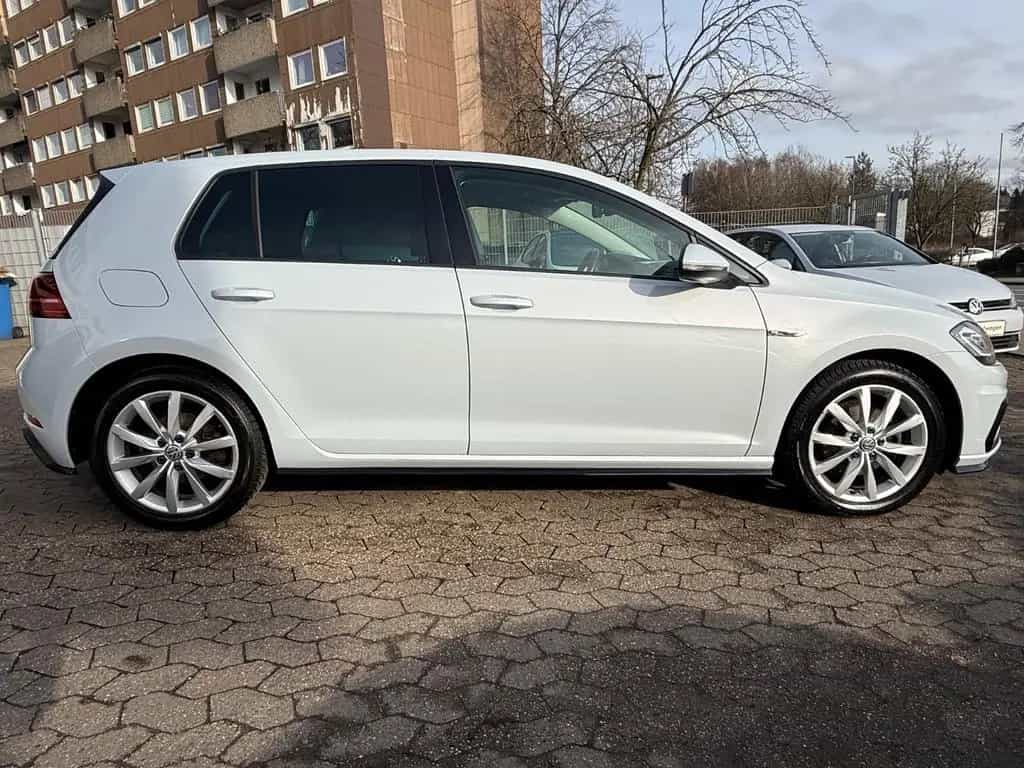 Volkswagen Golf VII Lim.*R-Line*DSG*ACC*LED*Navi 11/2017-photo-3