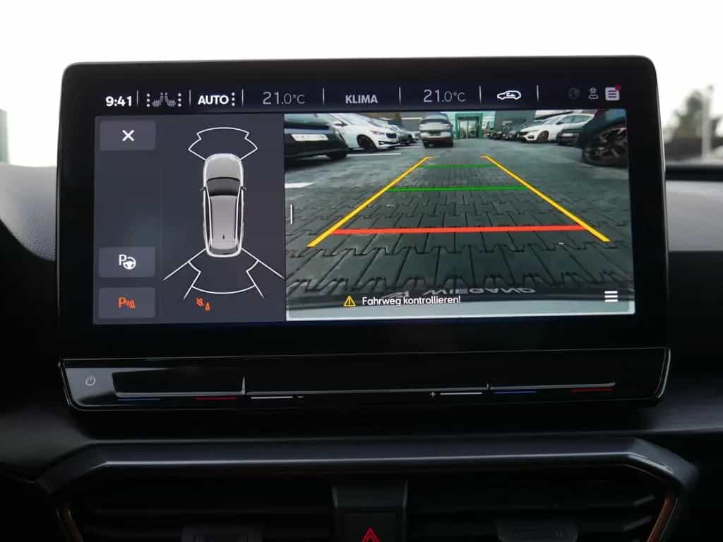 Cupra Leon Sportstourer 2.0 TSI VZ 4Drive MATRIX BEATS 08/2023-photo-10