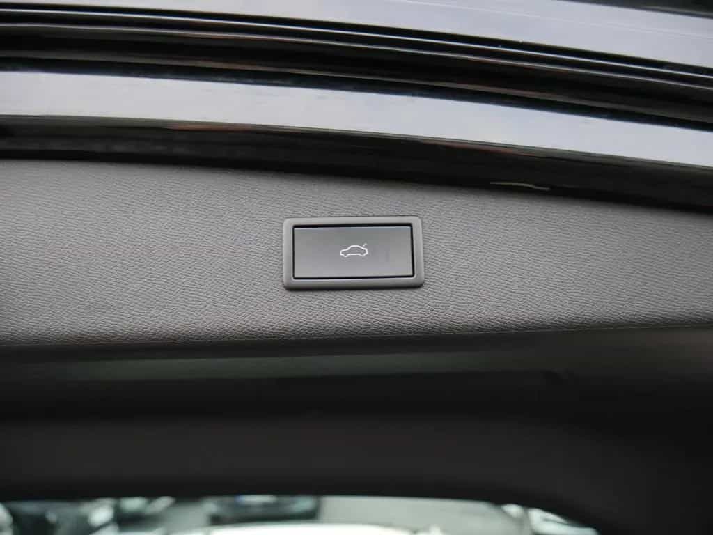 Cupra Leon Sportstourer 2.0 TSI VZ 4Drive MATRIX BEATS 08/2023-photo-22