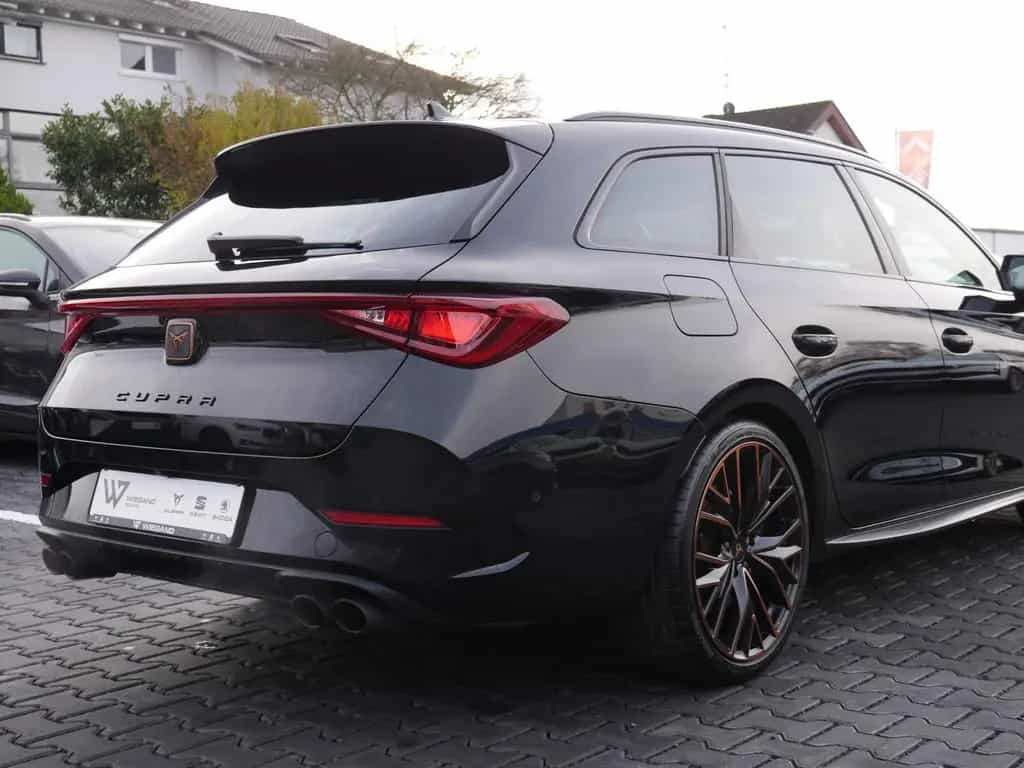 Cupra Leon Sportstourer 2.0 TSI VZ 4Drive MATRIX BEATS 08/2023-photo-23