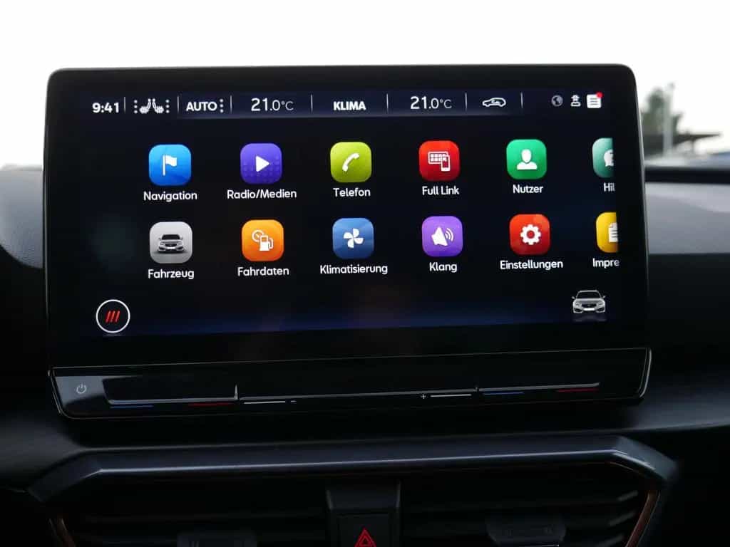 Cupra Leon Sportstourer 2.0 TSI VZ 4Drive MATRIX BEATS 08/2023-photo-7