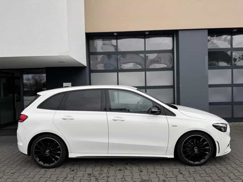 Mercedes-Benz B-Class 180 AMG Line/Edition LED/NIGHT/MBUX/KAMERA/19" 08/2021-photo-18