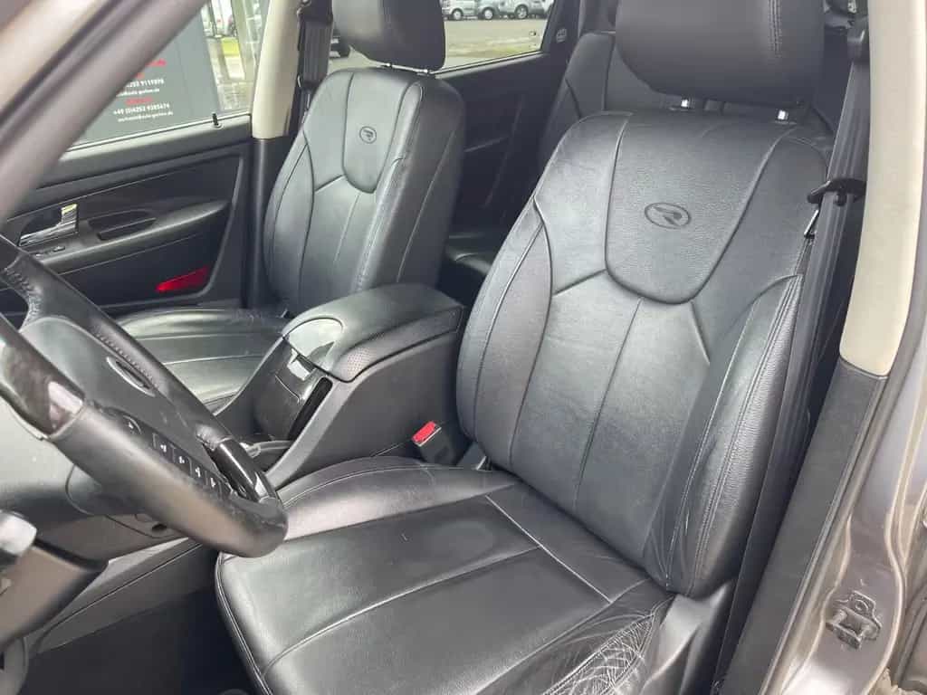 Ssangyong REXTON 2.0 TD  Rexton Sapphire 2HD AHK 7-Sitzer 03/2015-photo-11