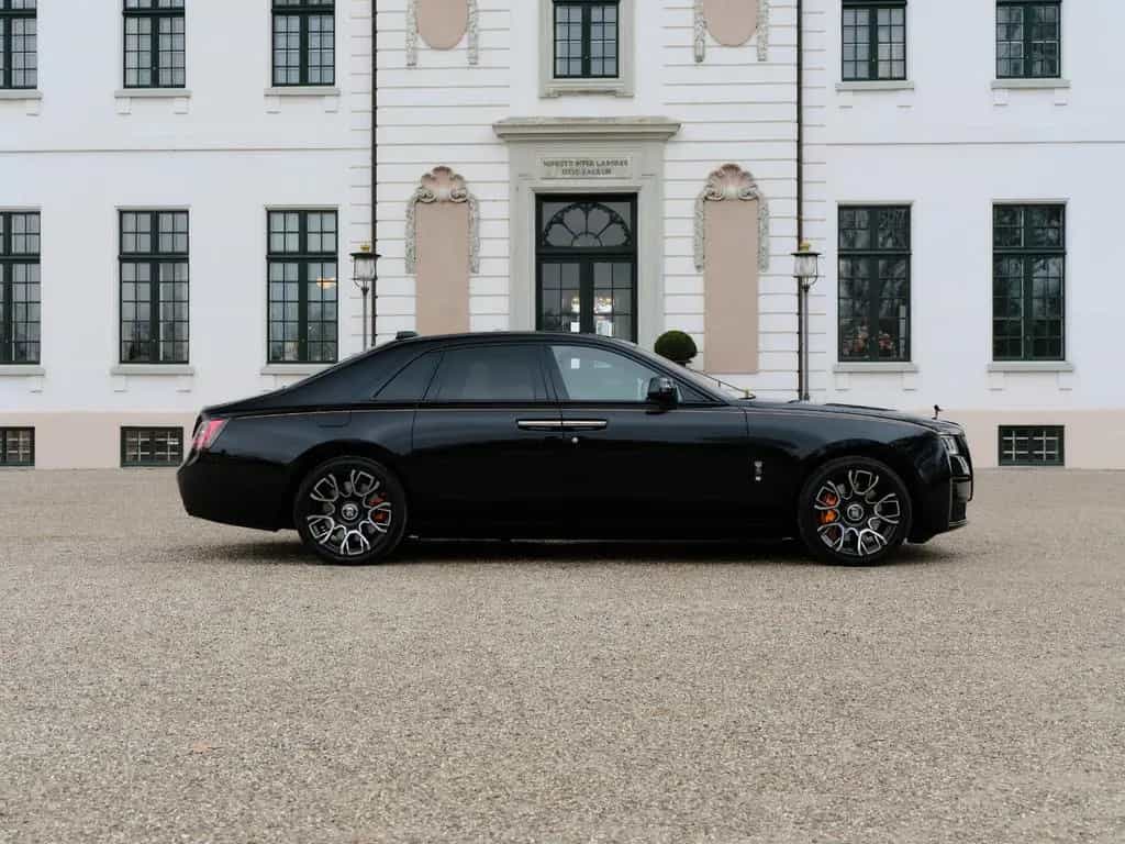 Rolls-Royce Ghost Black Badge 07/2022-photo-2