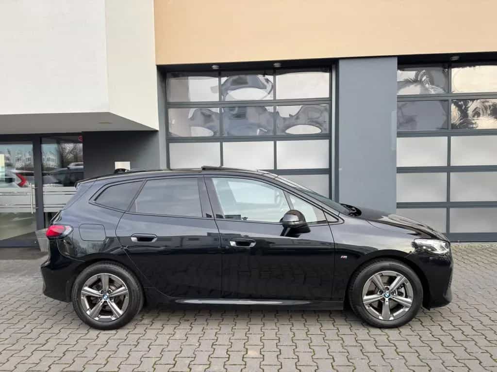 BMW 2 Series 223 i xDrive M Sport 04/2023-photo-19