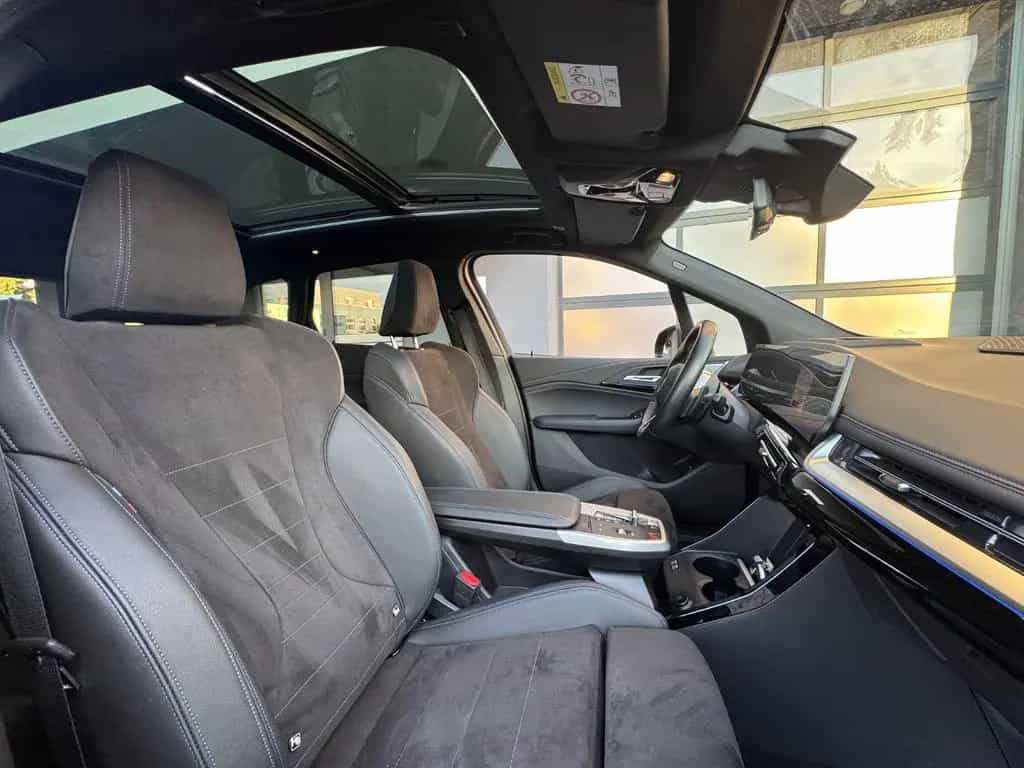 BMW 2 Series 223 i xDrive M Sport 04/2023-photo-8