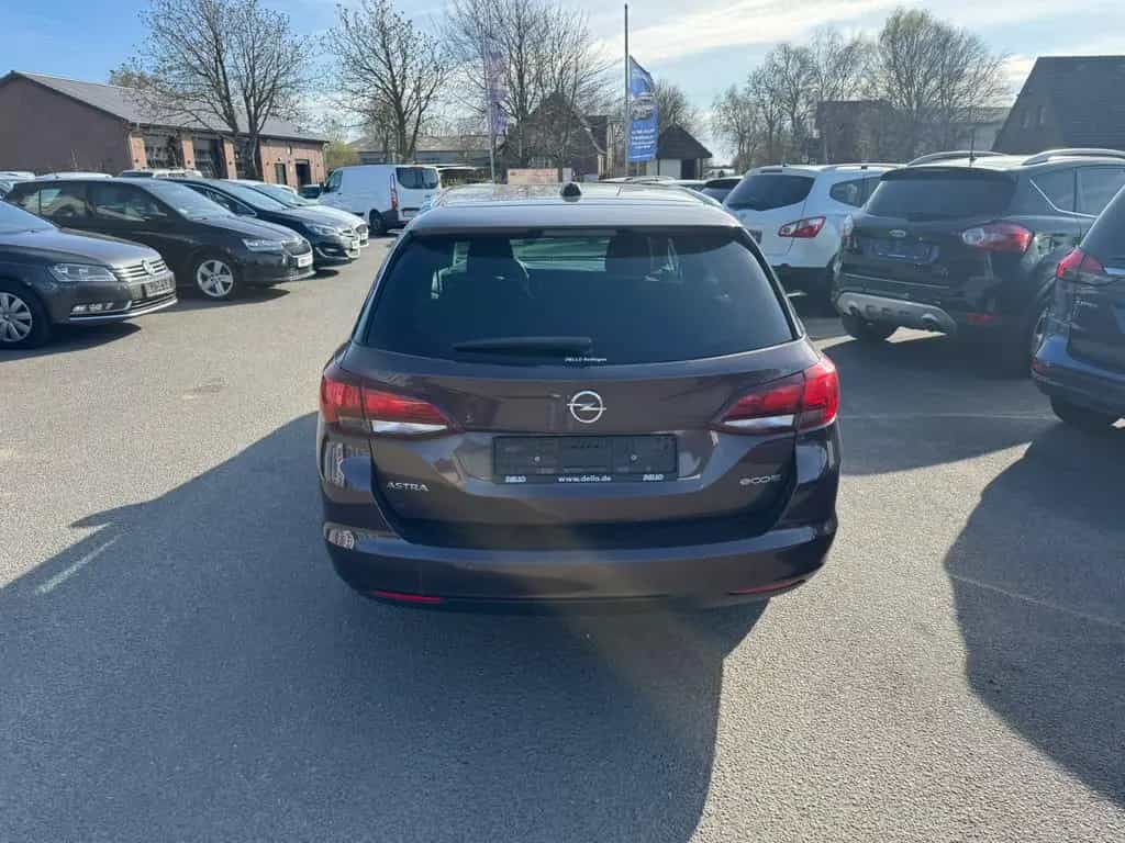 Opel Astra K Sports HU+SERVICE NEU/KLIMA/NAVI/CARPLAY 03/2017-photo-4