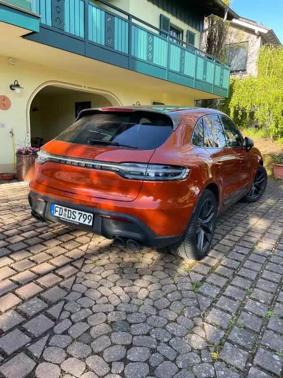 Porsche Macan T 12/2022-photo-11