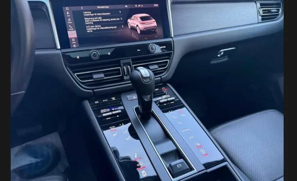 Porsche Macan GTS PASM*BOSE*360°PANO-SCHIEBEDACH 08/2022-photo-24