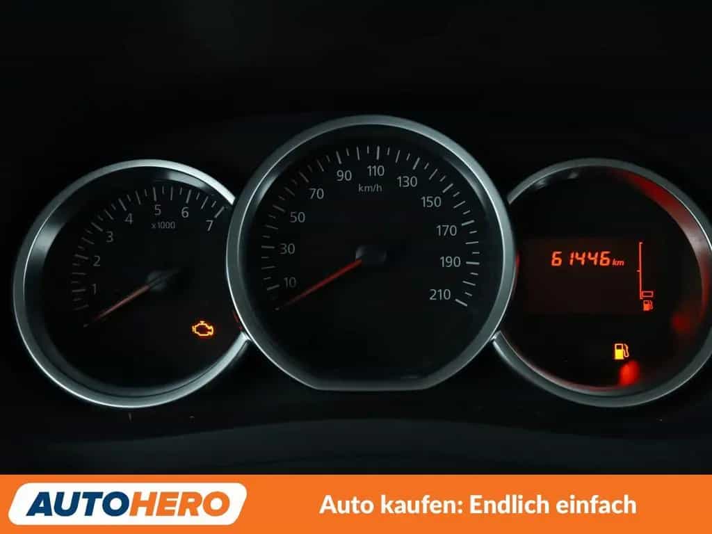 Dacia Lodgy 1.2 TCe Stepway Celebration*NAVI*PDC*SHZ* 05/2017-photo-19
