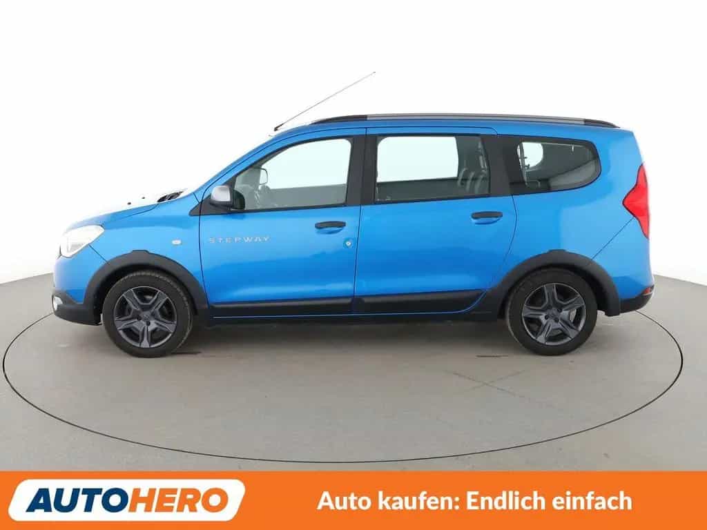 Dacia Lodgy 1.2 TCe Stepway Celebration*NAVI*PDC*SHZ* 05/2017-photo-2