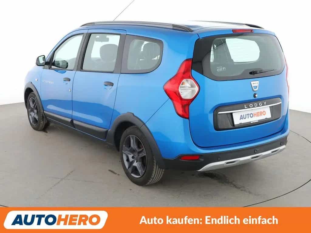 Dacia Lodgy 1.2 TCe Stepway Celebration*NAVI*PDC*SHZ* 05/2017-photo-3