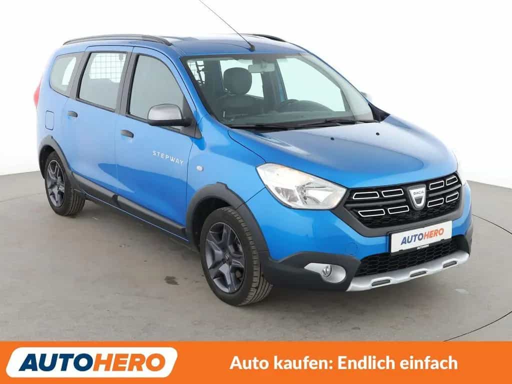 Dacia Lodgy 1.2 TCe Stepway Celebration*NAVI*PDC*SHZ* 05/2017-photo-7
