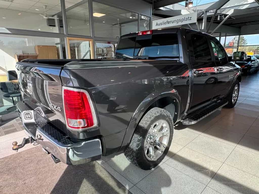 Dodge RAM LARAMIE ECO DIESEL 07/2017-photo-11