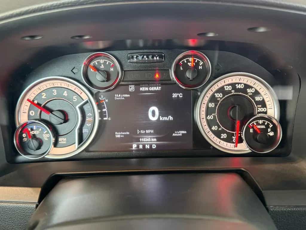 Dodge RAM LARAMIE ECO DIESEL 07/2017-photo-35