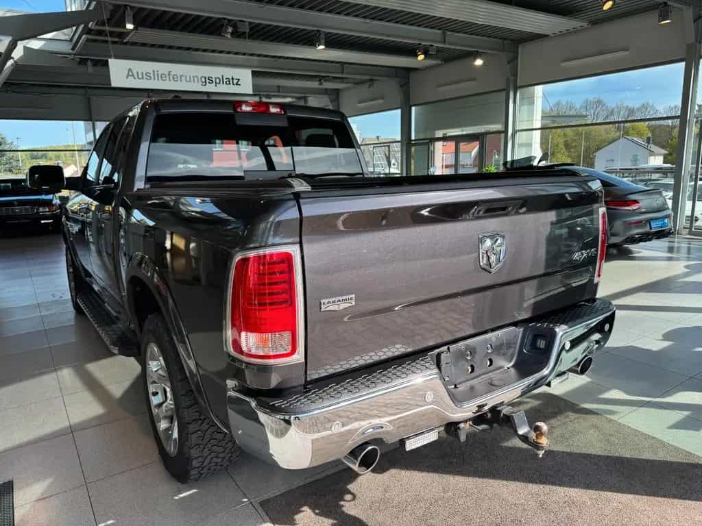 Dodge RAM LARAMIE ECO DIESEL 07/2017-photo-9