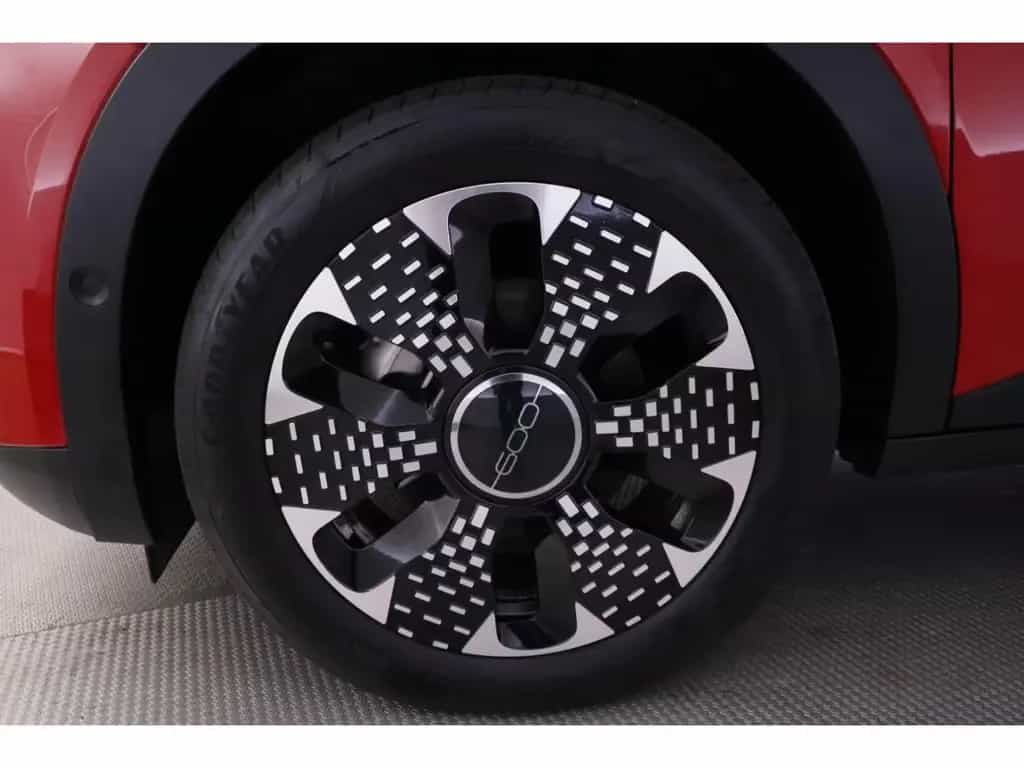 Fiat 600 1.2Mild-Hybrid Aut.110 La Prima+LED+NAVI+PDC 01/2025-photo-13