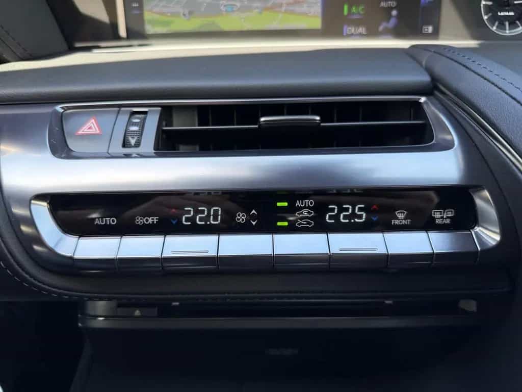 Lexus LC 500 Coupe *Performance-Paket*Carbon*unfallfre 04/2019-photo-24