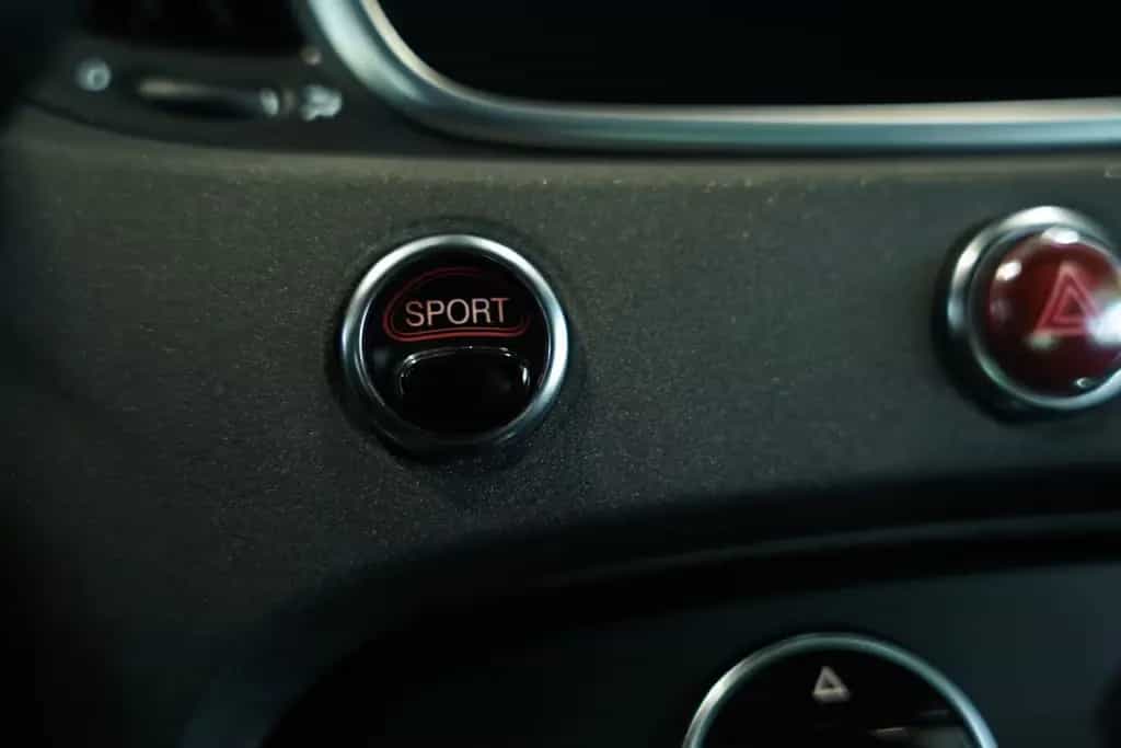 Abarth 595 Competizione 70 Edition 2H *Estetico*CarPlay 04/2019-photo-25