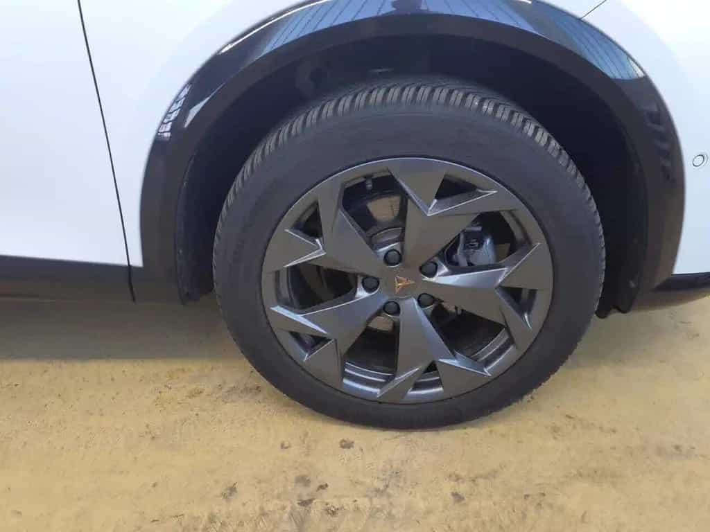 Cupra Formentor 1.5 eTSI Sonderleasing ohne zzgl Koste 07/2025-photo-5