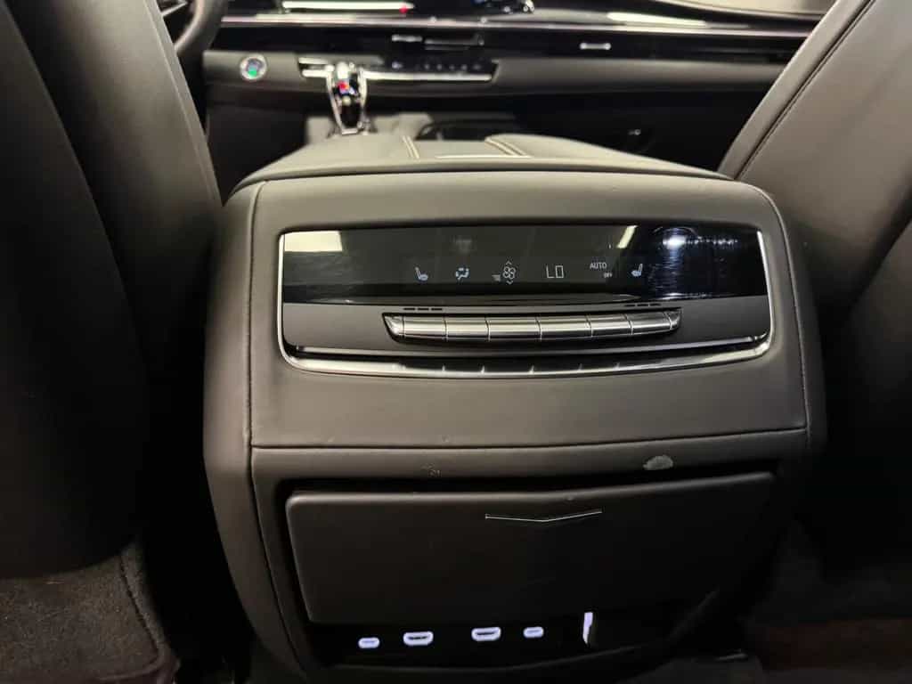 Cadillac Escalade ESV/ V-Series/ PANO/ACC/Massage/VOLL 10/2023-photo-29