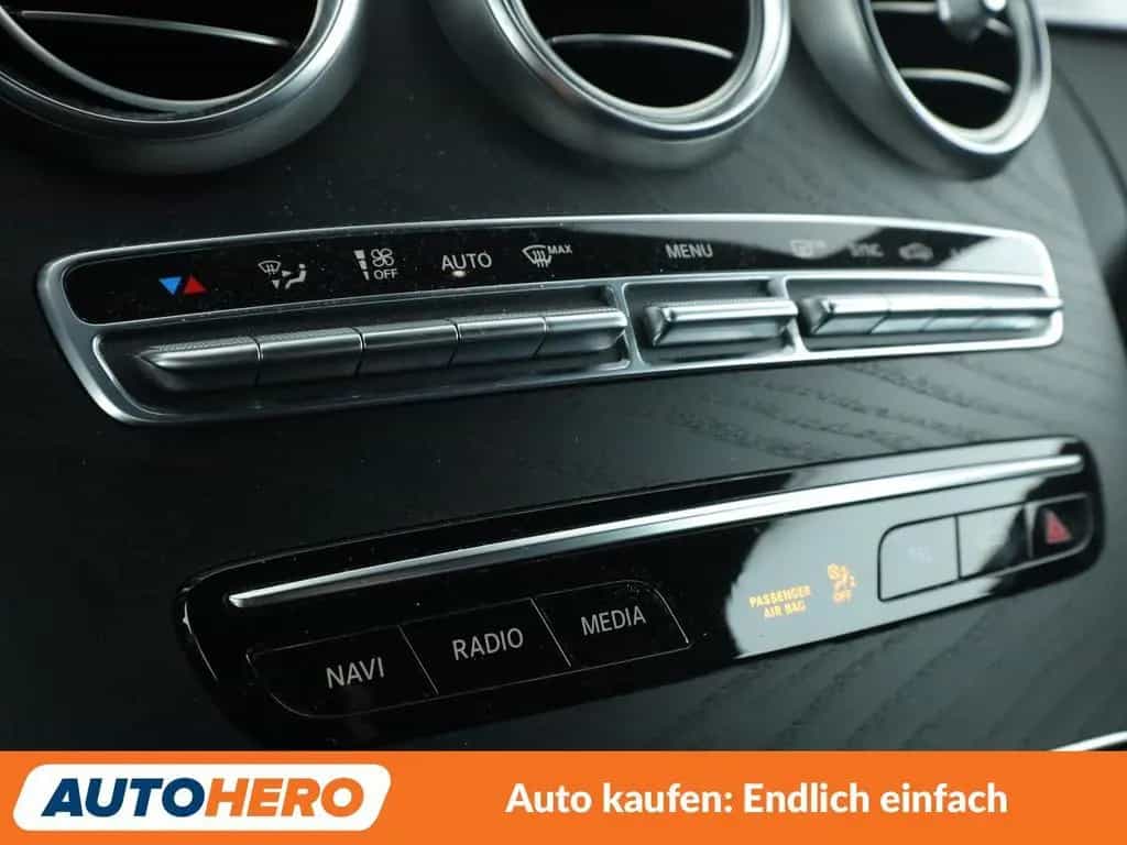 Mercedes-Benz C-Class C 300 d Aut.*NAVI*LED*TEMPO* 04/2019-photo-21
