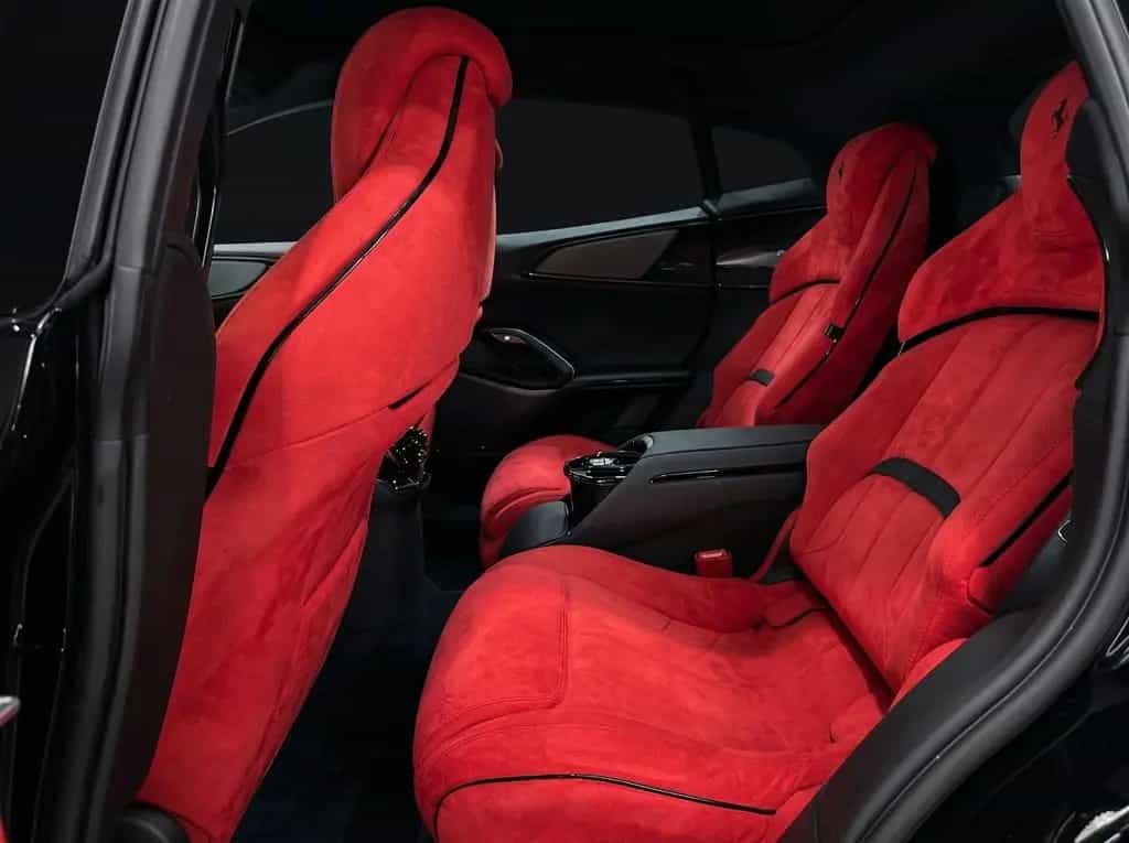 Ferrari Purosangue | ATELIER CAR | Carbon | Panoramadach 03/2026-photo-11