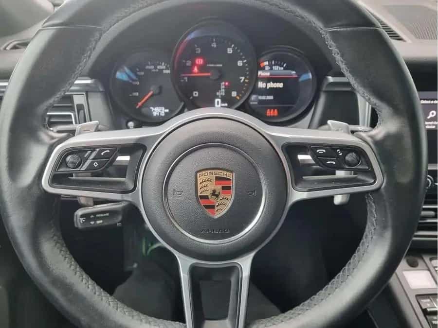 Porsche Macan Basis 02/2021-photo-10