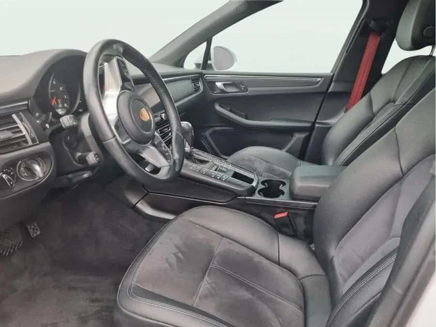 Porsche Macan Basis 02/2021-photo-9