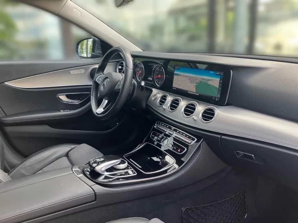Mercedes-Benz E 200 T AVANTGARDE+EXCLUSIVE+SCHIEBEDACH+TOTW.++ 09/2017-photo-14