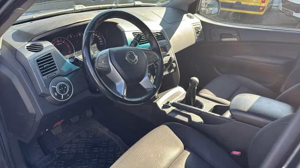 Ssangyong Actyon A200S 4WD "Pickup-HARDTOP "88615KM"1Hand 12/2016-photo-7