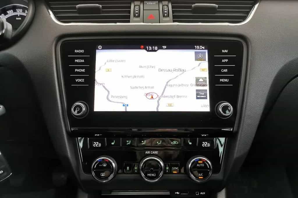 Skoda Octavia 1.4 TSI Drive LED+NAVI+SHZ+PDC+TEMP+Navi 11/2017-photo-14